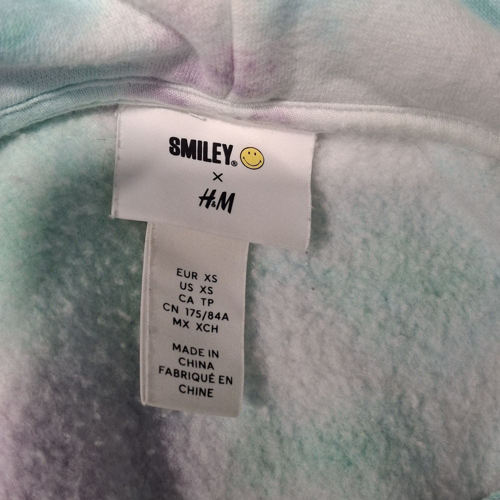 H&M Smiley Tie-Dye Hoodie SMOKE FREE HOME - Picture 5 of 6